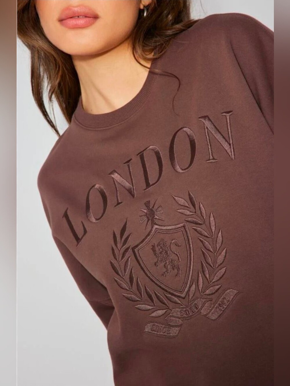 Garage Brown London Graphic Crewneck Sweater Size XS